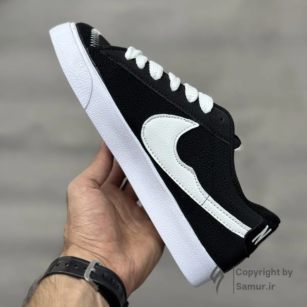 گالری تصاویر کتونی نایک بلیزر جامبو مشکی سفید ساق کوتاه